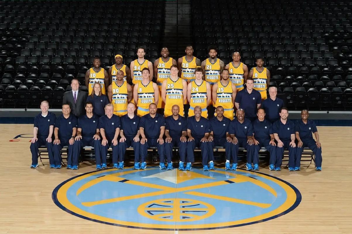 马刺培养新秀效果显著（马刺新秀成长突飞猛进）