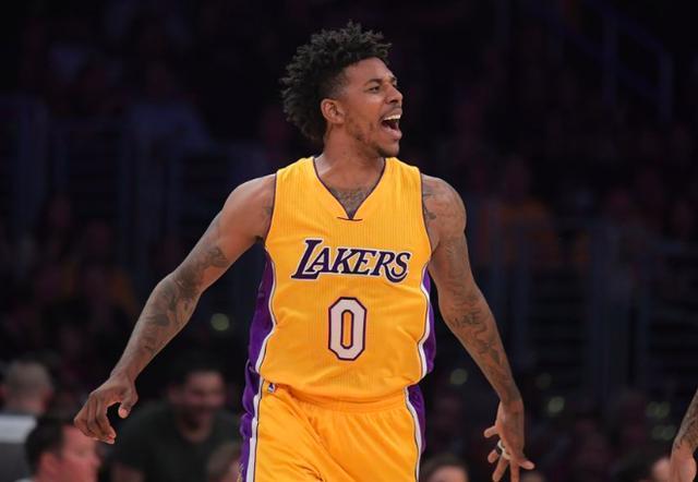 足球世界杯亚洲区预选赛关键比赛回顾（世预赛亚洲区焦点战复盘）